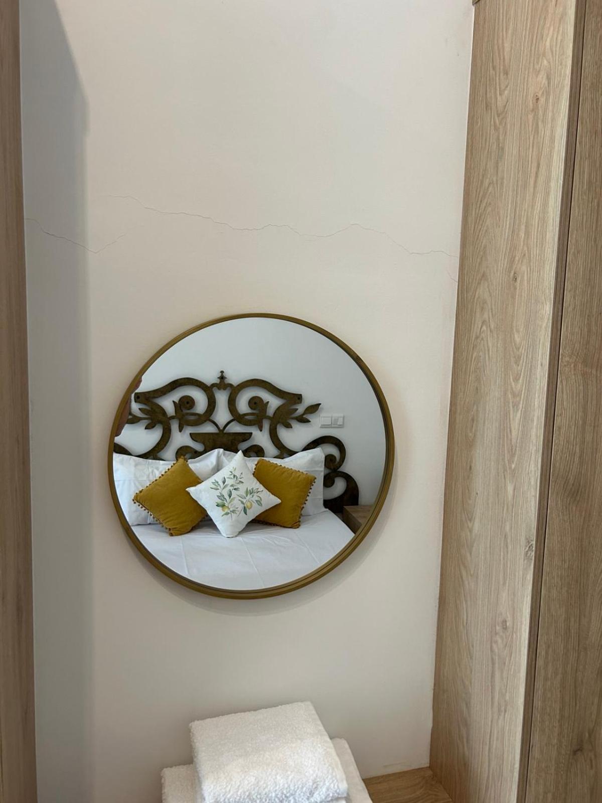 Apartament Athina 14 *